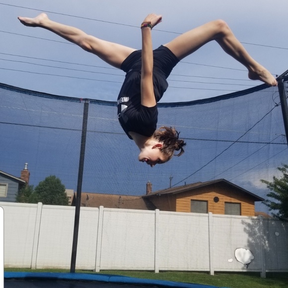 Meet your Posher, Mileena - Picture 1 of 1